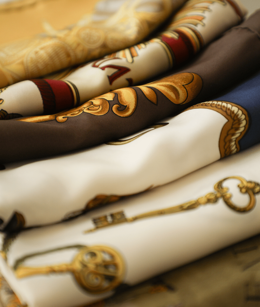 ReSee Boutique - Luxury Vintage Paris 2